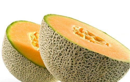 双胞胎吃哈密瓜视频,欢乐吃哈密瓜萌态十足